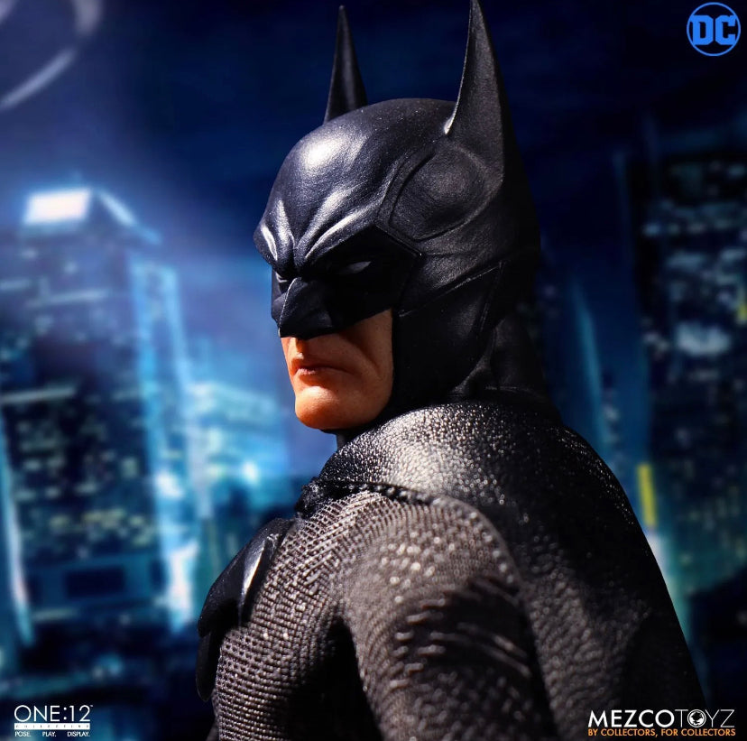 Mezco One:12 BATMAN SOVEREIGN KNIGHT